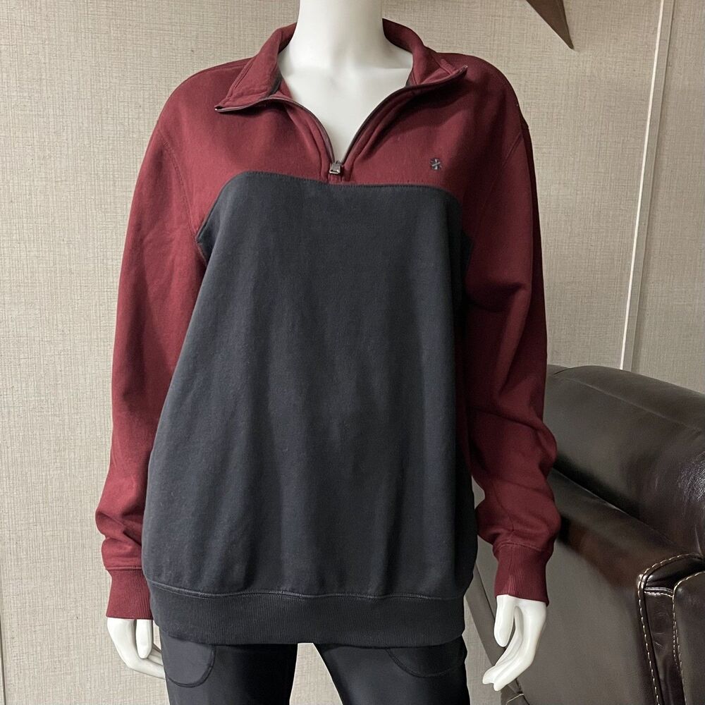 Excellent IZOD Men's Colorblock Red/Black 1/4 Zip Fleece Sweatshirt Logo